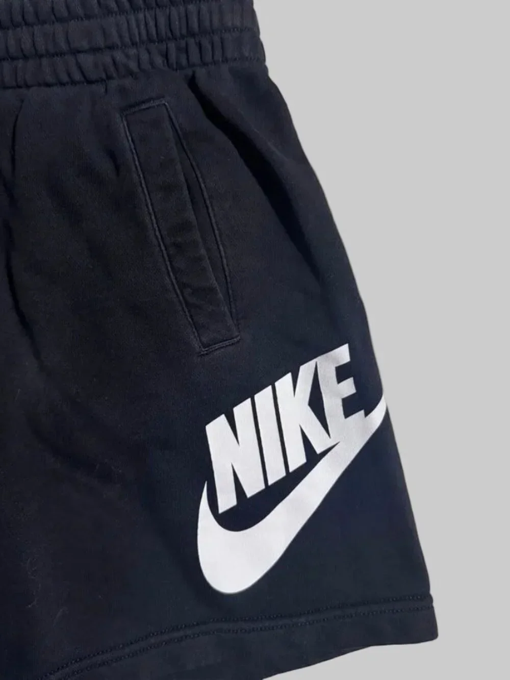 Nike shop pre